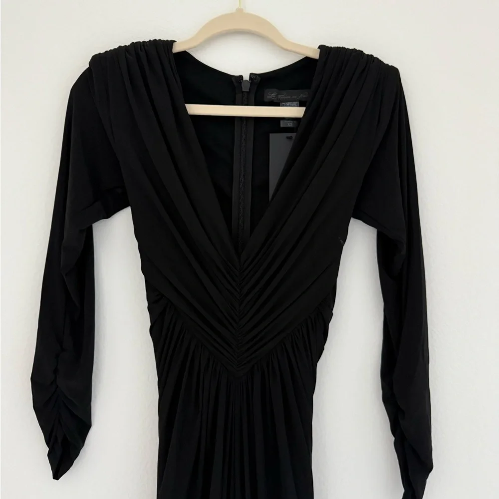 La Femme en Noir Art Deco Ruched Gown in Black - Picture 4 of 4